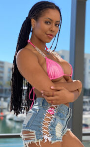 Kira Noir